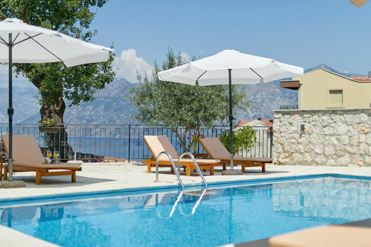 Апартаменты S&A&M Sunset Apartments with pool and sea view Котор