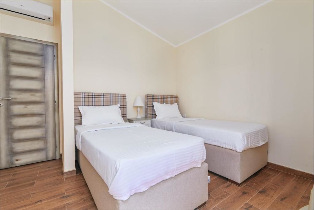 Апартаменты S&A&M Sunset Apartments with pool and sea view Котор-33