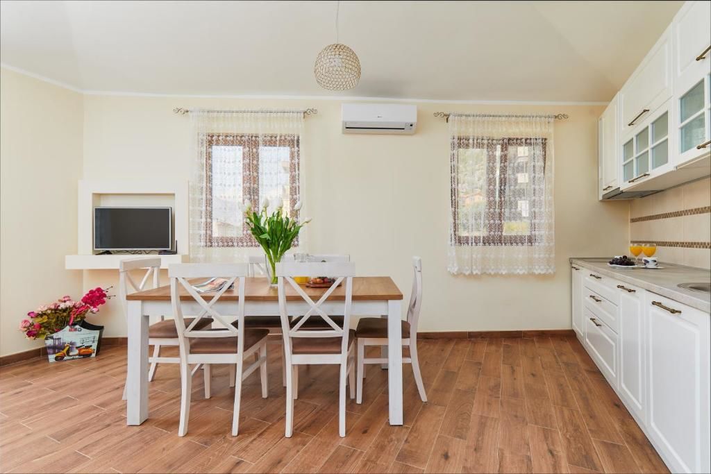 Апартаменты S&A&M Sunset Apartments with pool and sea view Котор-54