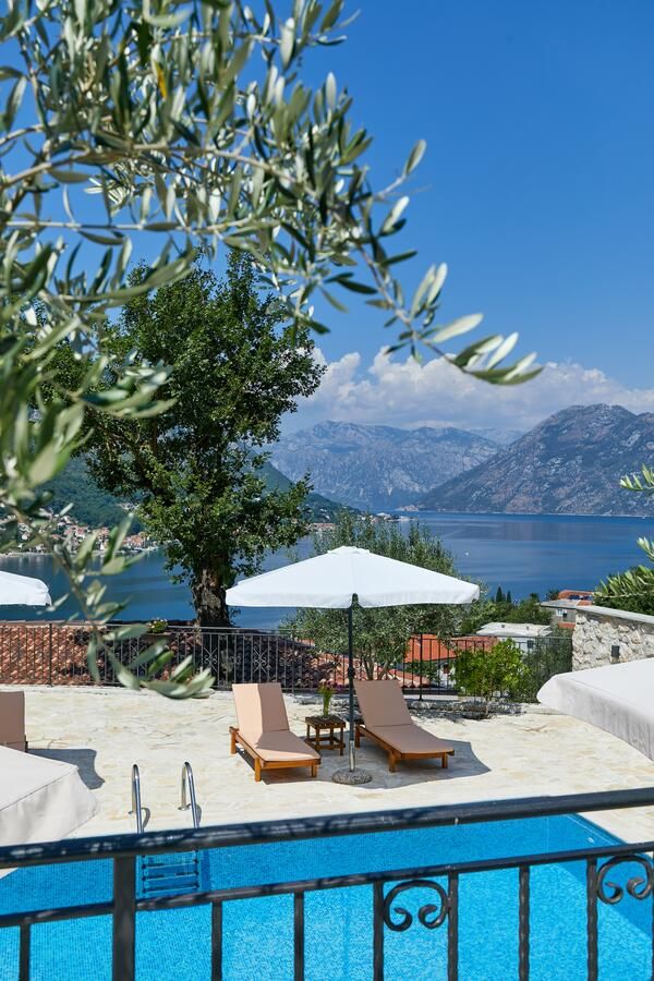 Апартаменты S&A&M Sunset Apartments with pool and sea view Котор