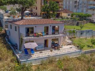 Апартаменты S&A&M Sunset Apartments with pool and sea view Котор Апартаменты с 2 спальнями-11