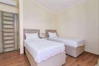 Апартаменты S&A&M Sunset Apartments with pool and sea view Котор Апартаменты с 2 спальнями-22