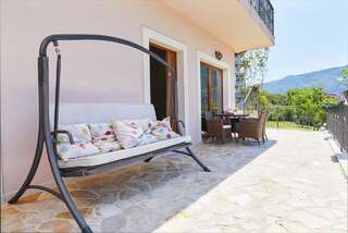 Апартаменты S&A&M Sunset Apartments with pool and sea view Котор Апартаменты с 1 спальней-19