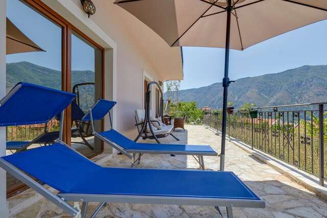 Апартаменты S&A&M Sunset Apartments with pool and sea view Котор-18