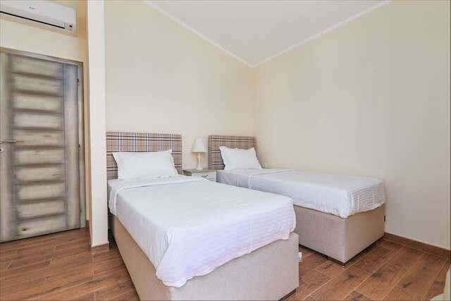 Апартаменты S&A&M Sunset Apartments with pool and sea view Котор-30